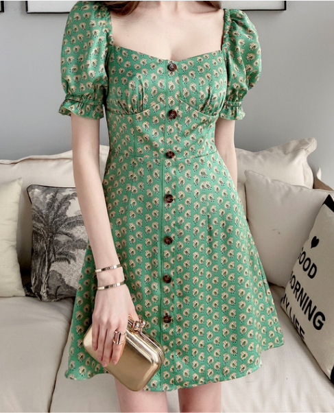 2022 Summer New Chiffon Dress Fashionable Retro Square Neck Design Sense Printed Floral Dress Slim, Flesh and Age Reducing