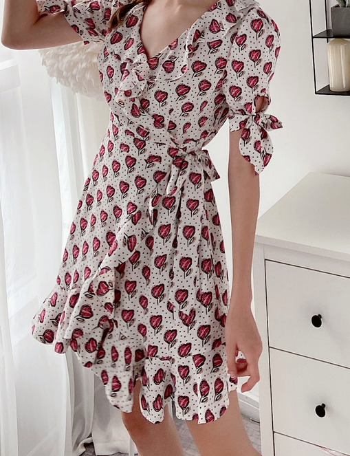 2022 New Romantic Design Love Print Waist Ruffle Lace up Dress