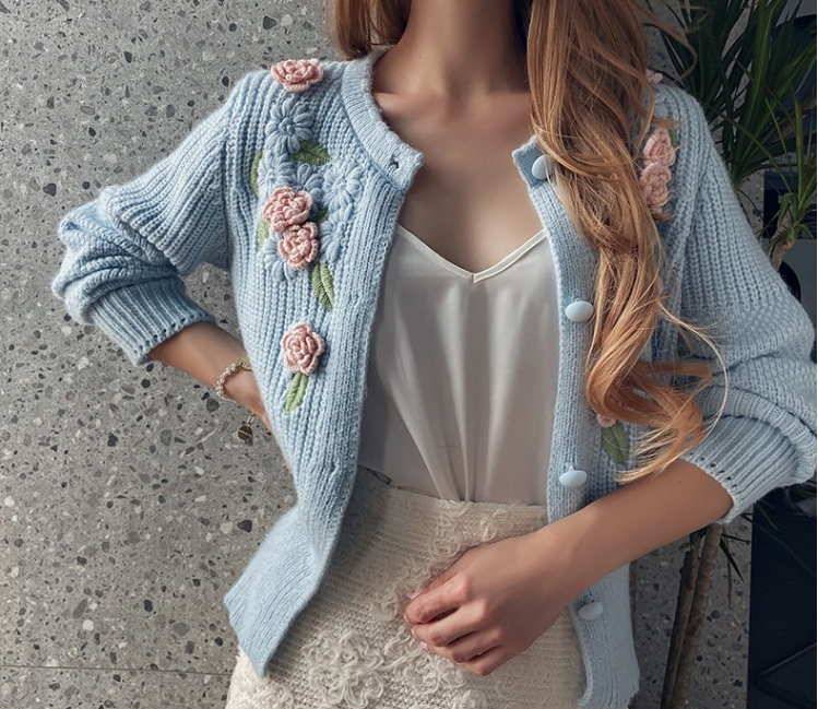 French Heavy Industry Embroidery Round Neck Knitted Cardigan Women's Autumn Sweater Coat 2022 New