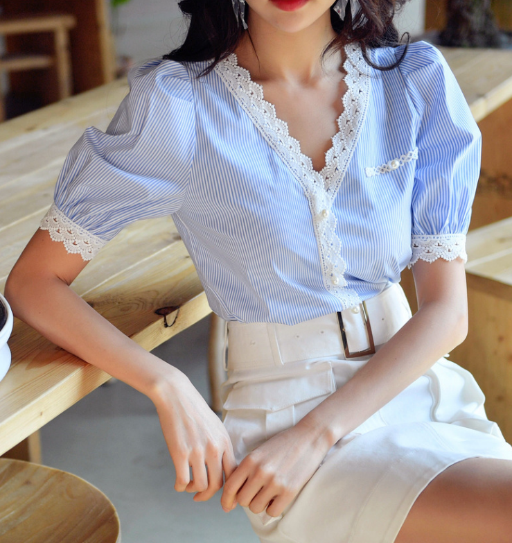 Bubble Sleeve Shirt Women's 2022 Summer V-neck Retro Hong Kong Style Stripe Short Sleeve Top