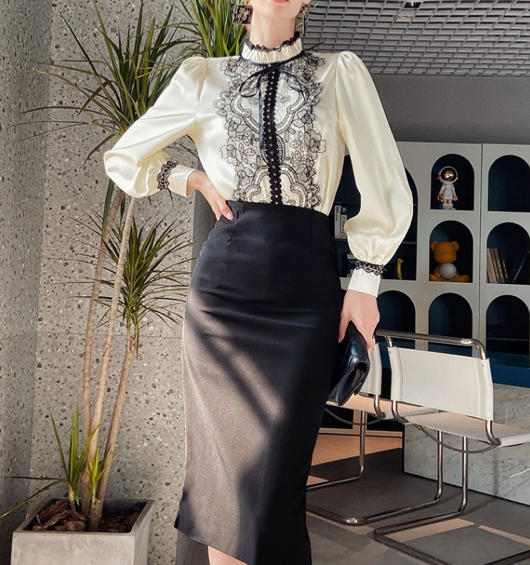 Early Autumn Design Sense Satin Color Contrast Lace Shirt Long Sleeve Top Women's 2022 New